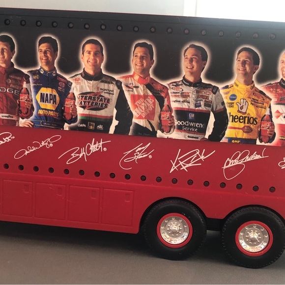 Coco Cola/NASCAR Toy Semi Truck lights up w/ Car - Picture 11 of 11